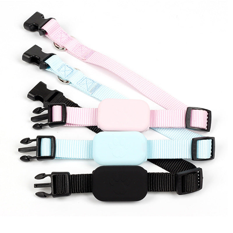 Pet Safety First – Smart Silicone Tracking Collar