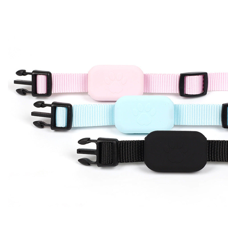 Pet Safety First – Smart Silicone Tracking Collar